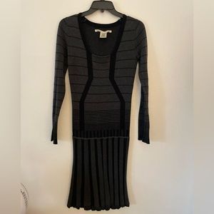 Max Studio, drop waist, grey, knit, 3-4 sleeve, form fitting, size s, dress.
